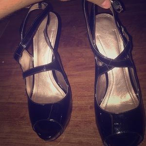 BCBG Black cocktail heels